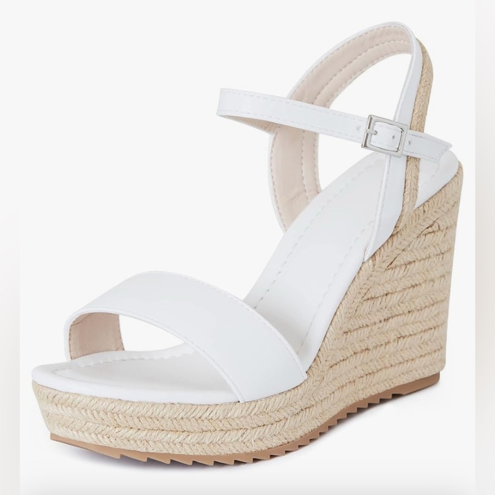 Woman’s espadrille wedge sandals with ankle strap size 7